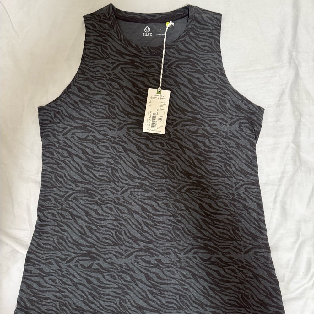 Tasc Women's Gray Tank Top